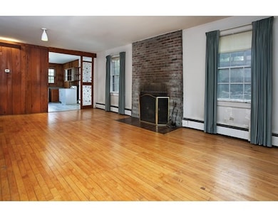 150 Tappan St, Brookline, MA 02445 - photo 3