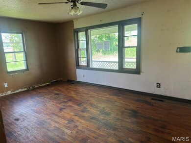 340 S Kitchen St, Dexter, MO 63841 - photo 7