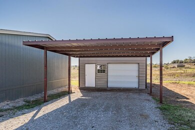 126 Common Way, Boyd, TX 76023 - photo 2
