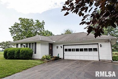 10610 W Farmington Rd, Hanna City, IL 61536 - photo 2