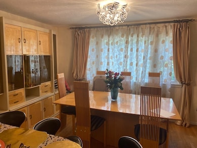 44 Regent Cir, Brookline, MA 02445 - photo 4