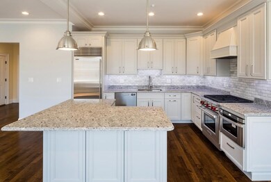 142 Fuller St unit 4, Brookline, MA 02446 - photo 2