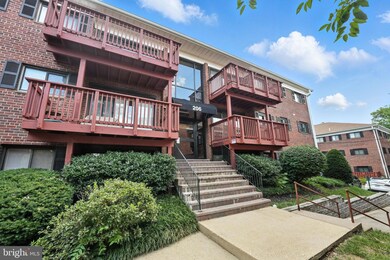 206 Skyhill Rd unit 6, Alexandria, VA 22314 - photo 3