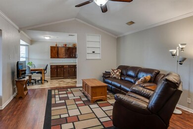 617 Sunset Dr, Azle, TX 76020 - photo 5