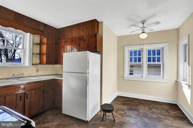 236 W Columbia Rd, Enola, PA 17025 - photo 4