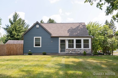 1426 Lancashire DR SE-5