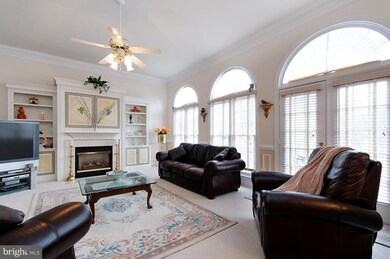 8307 Wolftrap Rd, Vienna, VA 22182 - photo 7