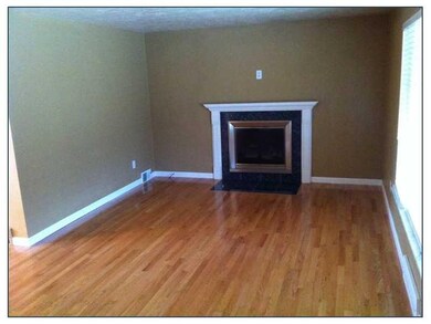Interior Space/Layout. Living Room  (20x11)