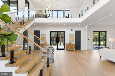 1733 Chain Bridge Rd, McLean, VA 22102 - photo 5