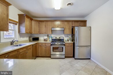 10810 Hobson St, Kensington, MD 20895 - photo 6