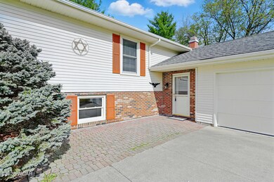 3614 N Amblewood Cir, Lima, OH 45806 - photo 4