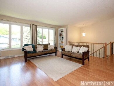 6514 Bluebird Dr, Maple Grove, MN 55369 - photo 2