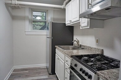 95 Adams St unit 15, Waltham, MA 02453 - photo 2