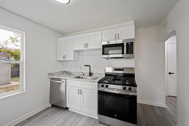 178 S Weyant Ave, Columbus, OH 43213 - photo 3