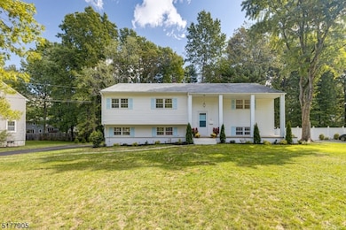 50 Colonial Way, New Providence, NJ 07974 - photo 2