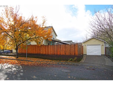 10455 N Barr Ave, Portland, OR 97203 - photo 4