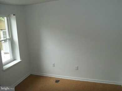 818 W Barre St, Baltimore, MD 21230 - photo 6