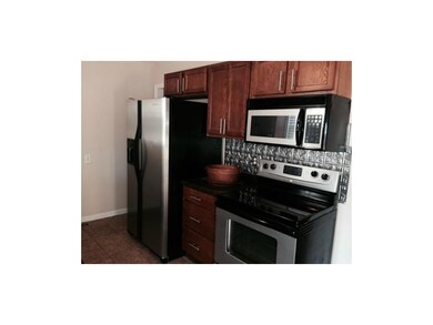 Kitchen all updated stainless appliances stamped t