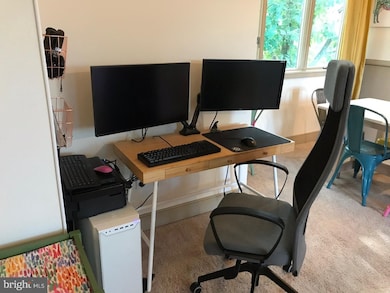 1032 N Easton Rd unit 