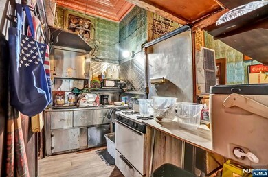 699 Elm St, Kearny, NJ 07032 - photo 7