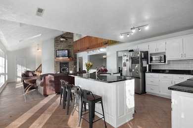 313 Mockingbird Hill-24