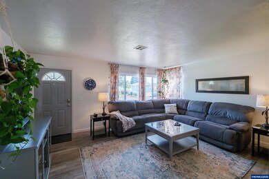 1102 NE 16th Ave, Albany, OR 97321 - photo 6