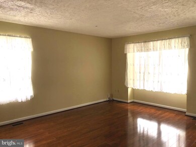 311 Lindera Ct, Glen Burnie, MD 21061 - photo 6