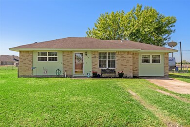 303 N 9th St, Beasley, TX 77417 - photo 6