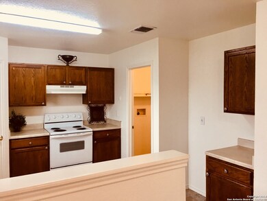 11006 Dublin Field, San Antonio, TX 78254 - photo 3