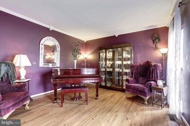 100 Phoenix Ct, Walkersville, MD 21793 - photo 4