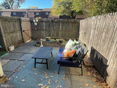 411 W Broad St unit 6, Falls Church, VA 22046 - photo 2