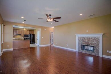 3216 Joy Lane-102