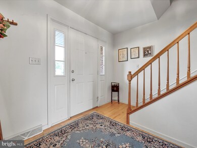 609 Sycamore Rd, Mohnton, PA 19540 - photo 4