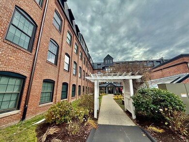 Whittemore Mills unit 409, Quincy, MA 02170 - photo 2