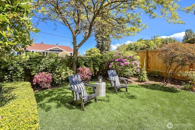 642 Elm St, Edmonds, WA 98020 - photo 3