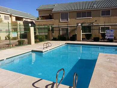 Swimming Pool/Hot Tub/Sauna.