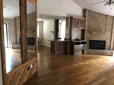 8650 Bart Ln, Houston, TX 77040 - photo 5