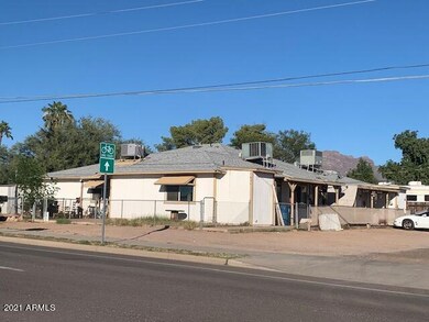 1635 S Winchester Rd - Facing NE
