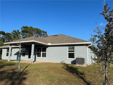 1391 Seahouse St, Sebastian, FL 32958 - photo 3