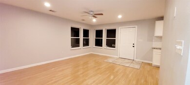 7608 E Magnolia St unit B, Houston, TX 77012 - photo 4