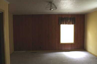 75 5th St SE, Linton, IN 47441 - photo 7