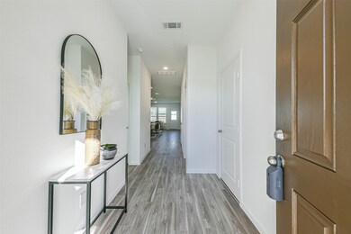 3075 Clydesdale Dr, Alvin, TX 77511 - photo 2