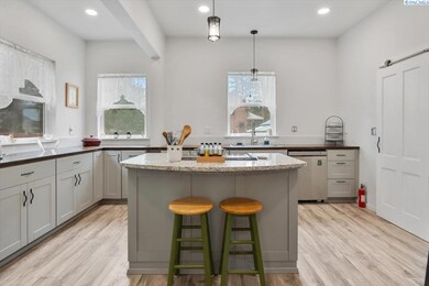 515 N 3rd St, Dayton, WA 99328 - photo 4