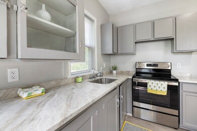 5 Bradford St unit 1, Taunton, MA 02780 - photo 3