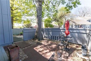 12101 W 82nd Terrace, Lenexa, KS 66215 - photo 5