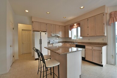 007_Inside Kitchen
