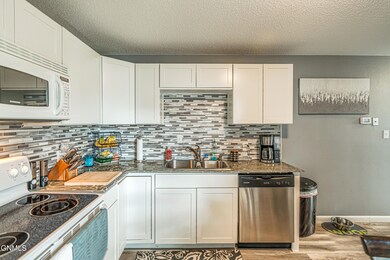 1724 4th Street, Bismarck, ND 58501