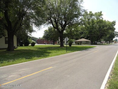 7506 Beulah Church Rd, Louisville, KY 40228 - photo 2