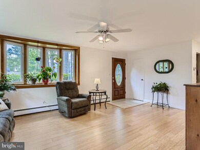 7732 Carter Rd, Sykesville, MD 21784 - photo 5