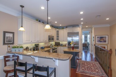 Gourmet kitchen